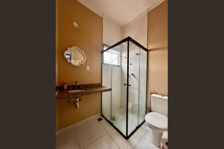 Casa de condomínio à venda com 115m², 3 quartos e 2 vagasBanheiro da Suíte