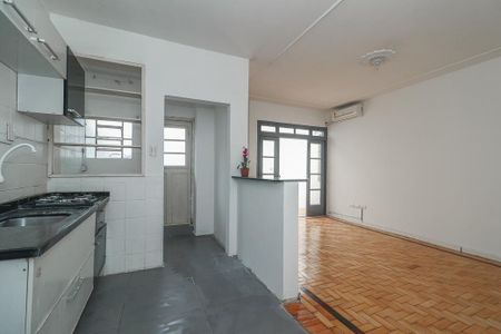 Apartamento à venda com 85m², 2 quartos e sem vagaCozinha