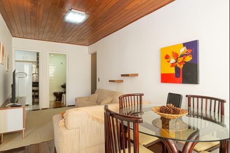 Apartamento para alugar com 65m², 2 quartos e 1 vaga Apartamento para alugar com 65m², 2 quartos e 1 vagaSala