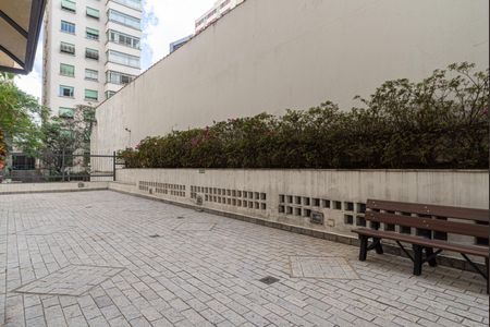 Apartamento para alugar com 65m², 2 quartos e 1 vaga Apartamento para alugar com 65m², 2 quartos e 1 vagaÁrea comum - Pátio