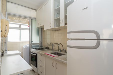 Apartamento para alugar com 65m², 2 quartos e 1 vaga Apartamento para alugar com 65m², 2 quartos e 1 vagaCozinha