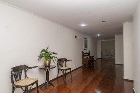 Apartamento para alugar com 65m², 2 quartos e 1 vaga Apartamento para alugar com 65m², 2 quartos e 1 vagaÁrea comum - Hall Social