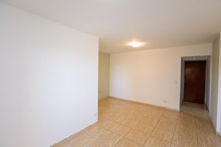 Sala de apartamento para alugar com 3 quartos, 74m² em Jardim Consorcio, São Paulo