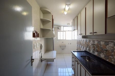 Apartamento para alugar com 74m², 3 quartos e 2 vagasCozinha