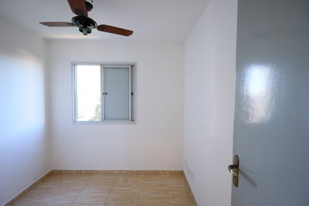 Apartamento para alugar com 74m², 3 quartos e 2 vagasQuarto 2