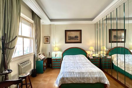 Apartamento à venda com 275m², 4 quartos e sem vaga Apartamento à venda com 275m², 4 quartos e sem vagaSuíte