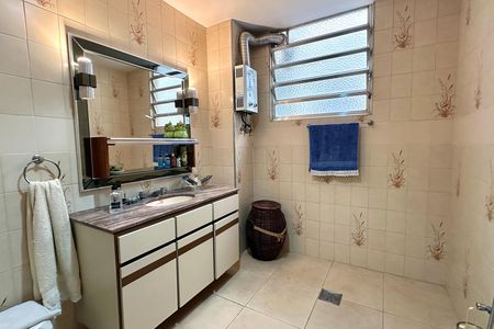 Apartamento à venda com 275m², 4 quartos e sem vaga Apartamento à venda com 275m², 4 quartos e sem vagaBanheiro