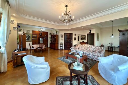 Apartamento à venda com 275m², 4 quartos e sem vaga Apartamento à venda com 275m², 4 quartos e sem vagaSala de Jantar