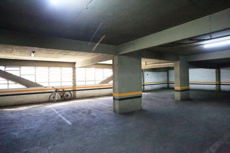 Studio para alugar com 26m², 1 quarto e 1 vaga Studio para alugar com 26m², 1 quarto e 1 vagaGaragem