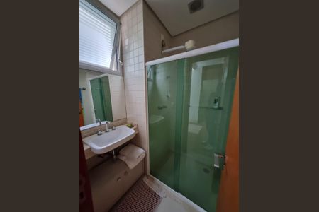 Casa de condomínio para alugar com 140m², 3 quartos e 2 vagas