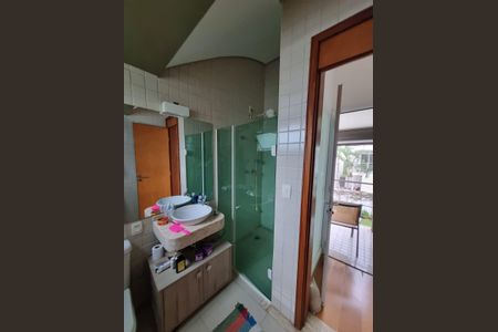 Casa de condomínio para alugar com 140m², 3 quartos e 2 vagas