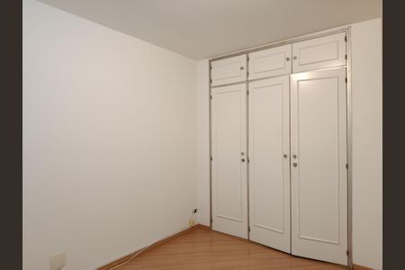 Apartamento à venda com 175m², 3 quartos e 1 vaga Apartamento à venda com 175m², 3 quartos e 1 vagaQuarto