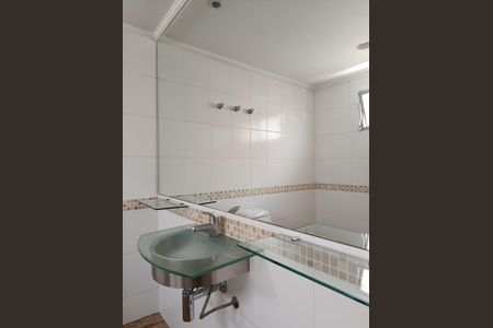 Apartamento à venda com 175m², 3 quartos e 1 vaga Apartamento à venda com 175m², 3 quartos e 1 vagaBanheiro da Suíte