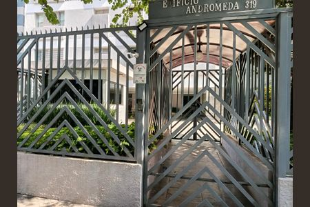 Apartamento à venda com 175m², 3 quartos e 1 vaga Apartamento à venda com 175m², 3 quartos e 1 vagaEntrada condomínio