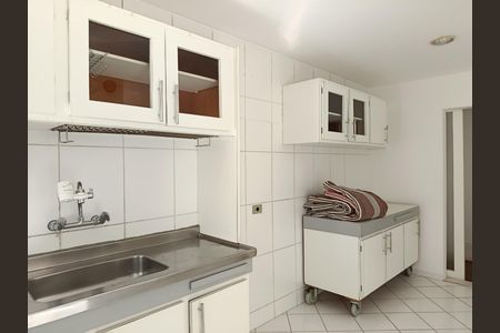 Apartamento à venda com 175m², 3 quartos e 1 vaga Apartamento à venda com 175m², 3 quartos e 1 vagaCozinha
