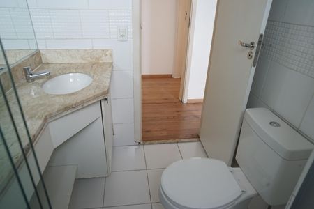 Apartamento para alugar com 66m², 3 quartos e 1 vagaBanheiro Social 2