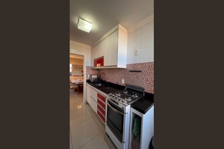 Apartamento à venda com 76m², 3 quartos e 2 vagas Apartamento à venda com 76m², 3 quartos e 2 vagasCozinha