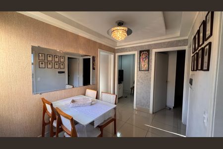 Apartamento à venda com 76m², 3 quartos e 2 vagas Apartamento à venda com 76m², 3 quartos e 2 vagasSala