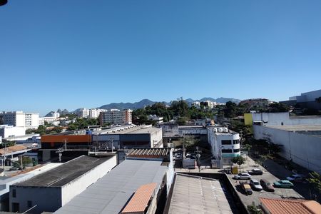 Vista da sala de apartamento à venda com 2 quartos, 58m² em Jacarepaguá, Rio de Janeiro