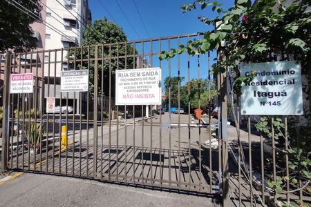 Fachada  de apartamento à venda com 2 quartos, 58m² em Jacarepaguá, Rio de Janeiro