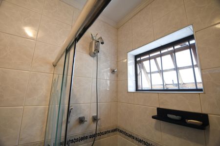 Casa de condomínio para alugar com 550m², 4 quartos e 4 vagasBanheiro Social