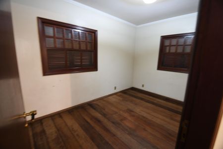 Casa de condomínio para alugar com 550m², 4 quartos e 4 vagasQuarto 2