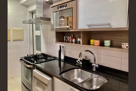 Apartamento à venda com 117m², 3 quartos e 2 vagasCozinha