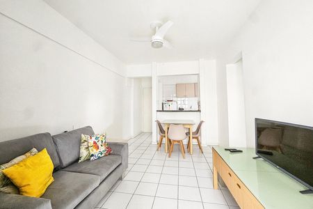 Sala de apartamento para alugar com 1 quarto, 50m² em Barra, Salvador