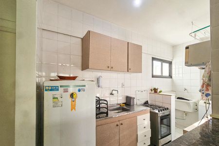 Cozinha de apartamento para alugar com 1 quarto, 50m² em Barra, Salvador