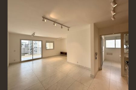 Sala de apartamento para alugar com 2 quartos, 83m² em Santo Amaro, São Paulo