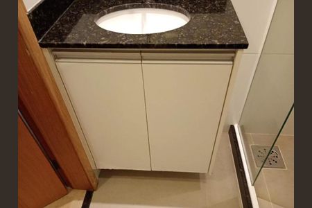 Apartamento para alugar com 60m², 2 quartos e 1 vagaBanheiro