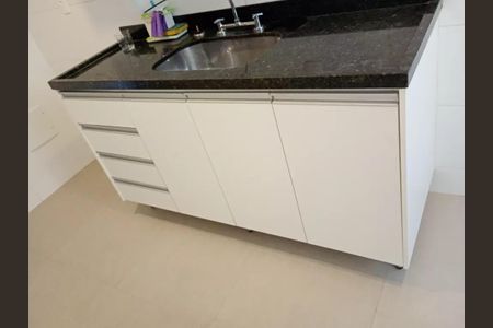 Apartamento para alugar com 60m², 2 quartos e 1 vagaCozinha