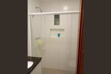 Banheiro de apartamento para alugar com 2 quartos, 60m² em Botafogo, Rio de Janeiro