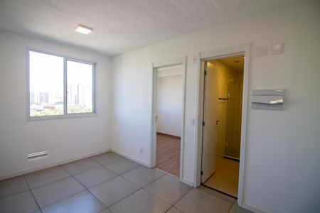 Sala de apartamento para alugar com 2 quartos, 34m² em Santo Amaro, São Paulo