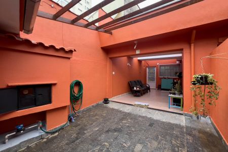 Casa à venda com 180m², 2 quartos e 2 vagasÁrea Externa