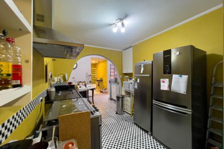 Casa à venda com 180m², 2 quartos e 2 vagasCozinha