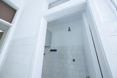 Apartamento para alugar com 87m², 2 quartos e 1 vaga Apartamento para alugar com 87m², 2 quartos e 1 vagaBanheiro de Serviço