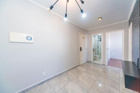 Sala de apartamento para alugar com 2 quartos, 38m² em Jardim Vila Rica, Santo André