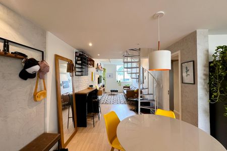 Sala/Cozinha de apartamento para alugar com 1 quarto, 110m² em Botafogo, Rio de Janeiro