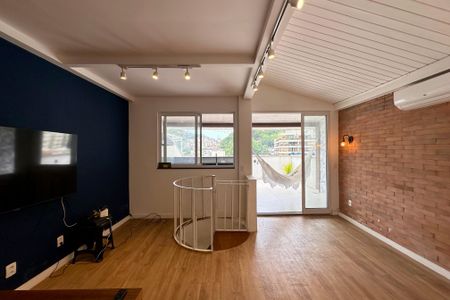 Apartamento para alugar com 110m², 1 quarto e 1 vaga Apartamento para alugar com 110m², 1 quarto e 1 vagaCobertura