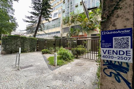 Apartamento para alugar com 110m², 1 quarto e 1 vaga Apartamento para alugar com 110m², 1 quarto e 1 vagaPlaquinha