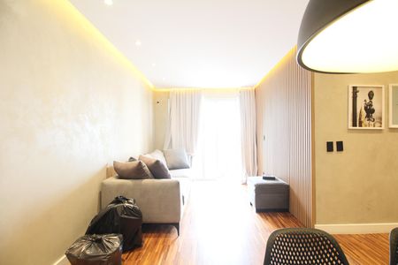 Apartamento para alugar com 62m², 2 quartos e 2 vagasSala