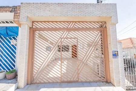 Casa para alugar com 140m², 2 quartos e 1 vagaFachada