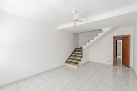 Sala de casa para alugar com 2 quartos, 140m² em Vila Gumercindo, São Paulo