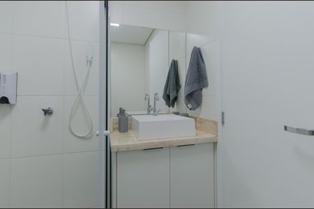 Banheiro de kitnet/studio para alugar com 1 quarto, 29m² em Vila Mariana, São Paulo