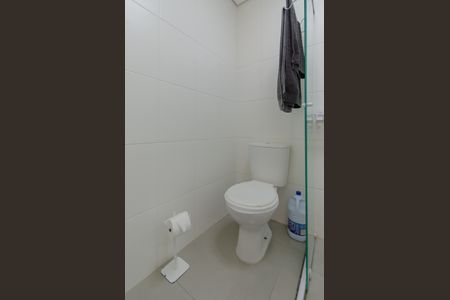 Banheiro de kitnet/studio para alugar com 1 quarto, 29m² em Vila Mariana, São Paulo