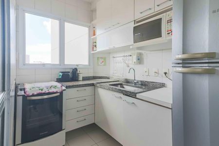 Apartamento à venda com 66m², 3 quartos e 1 vaga Apartamento à venda com 66m², 3 quartos e 1 vagaCozinha e Área de Serviço
