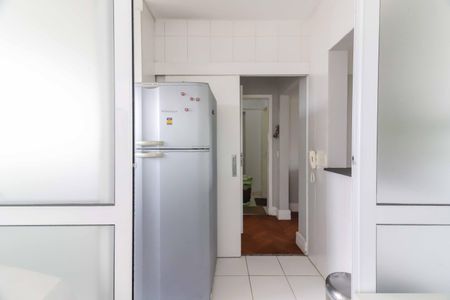 Apartamento à venda com 66m², 3 quartos e 1 vaga Apartamento à venda com 66m², 3 quartos e 1 vagaCozinha e Área de Serviço
