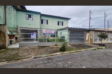 Casa à venda com 250m², 5 quartos e 2 vagasFachada