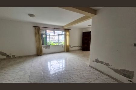 Casa para alugar com 5 quartos, 250m² em Interlagos, São Paulo